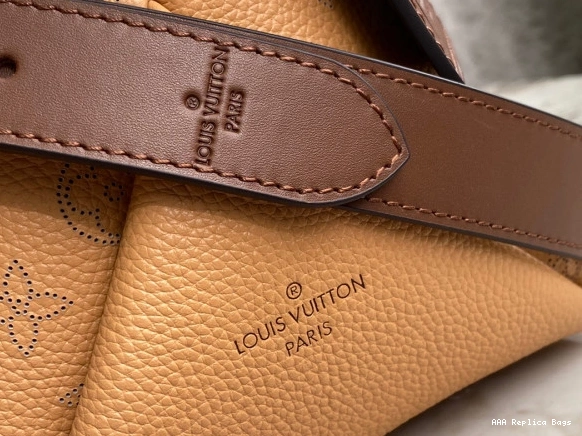 Aaa replica ru BEAUBOURG LOUIS VUITTON MM HOBO 0718